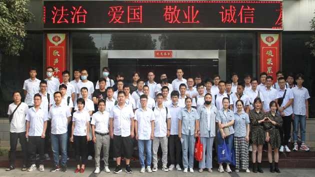 獻無(wú)私熱血 匯大愛(ài)能量——依愛(ài)消防組織開(kāi)展2020年無(wú)償獻血活動(dòng)